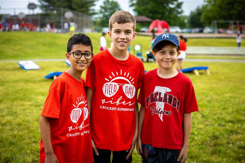 Elementary students enjoy field day